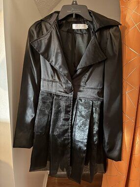 Black Flared Bottom Trench Coat - M